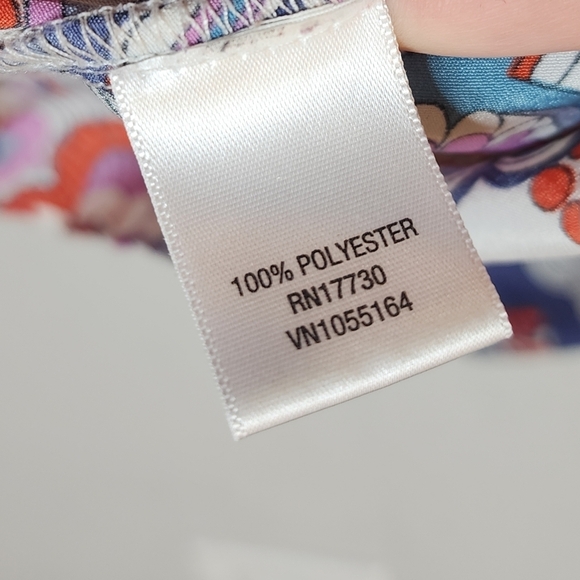 Liberty of London × Target 3/4 Sleeve pleated blouse.  Ruffle hem.  Size medium. - Picture 15 of 15